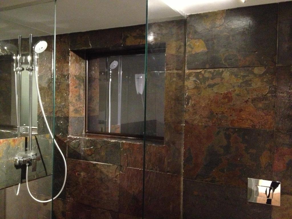 Cabana Deac - Luxury Chalet Ватра-Дорней Номер фото